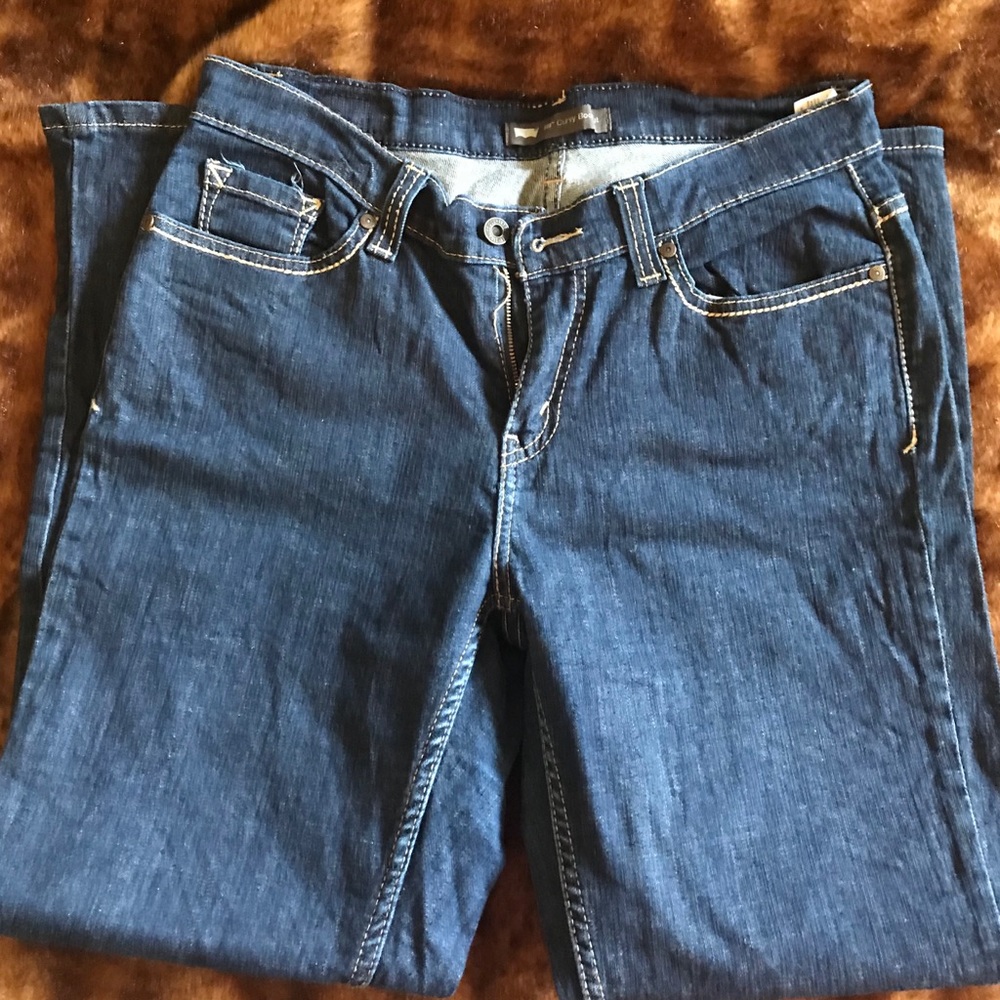 🌸🌸🌸Women’s Levi’s Jeans